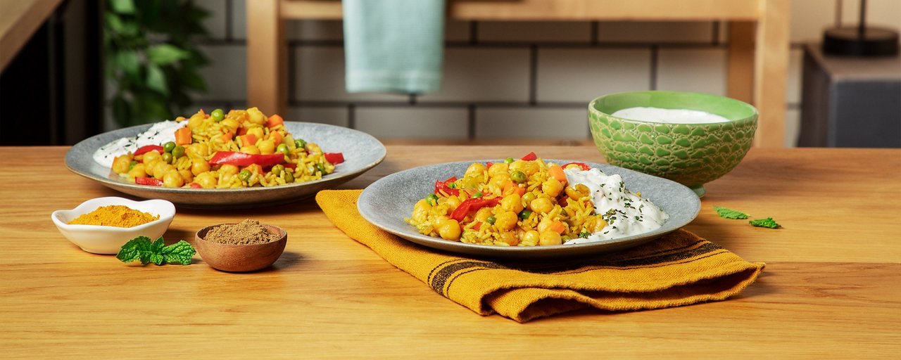 Masala Biryani mit ACTIVIA Minz-Joghurt-Dressing