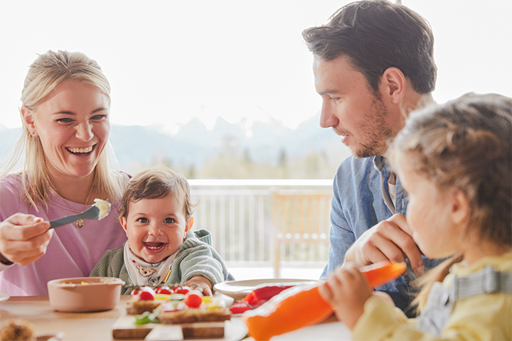 Milupa Neureuther Familie Fruehstueck Brei 