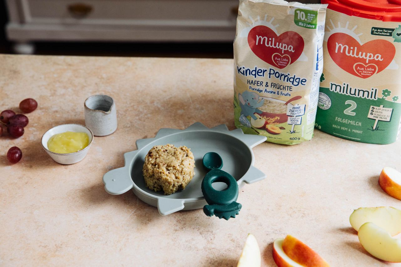 Gebackener Milchbrei mit Traubenkompott