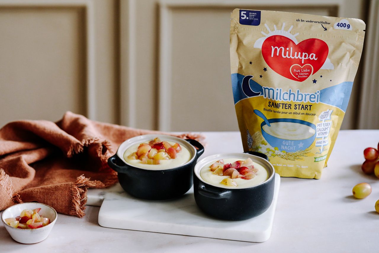 Gebackener Milchbrei mit Traubenkompott
