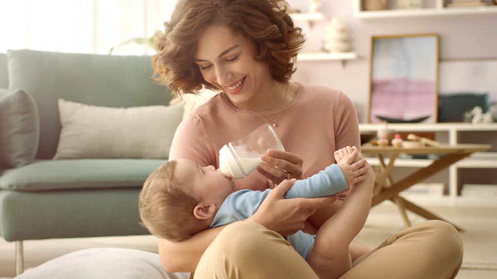 borstvoeding afbouwen en flesvoeding geven