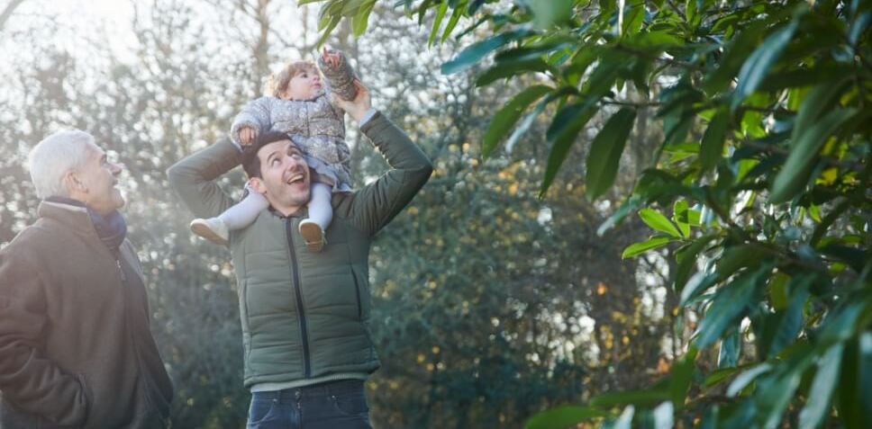 nutricia-grandfather-father-daughter-playing-garden