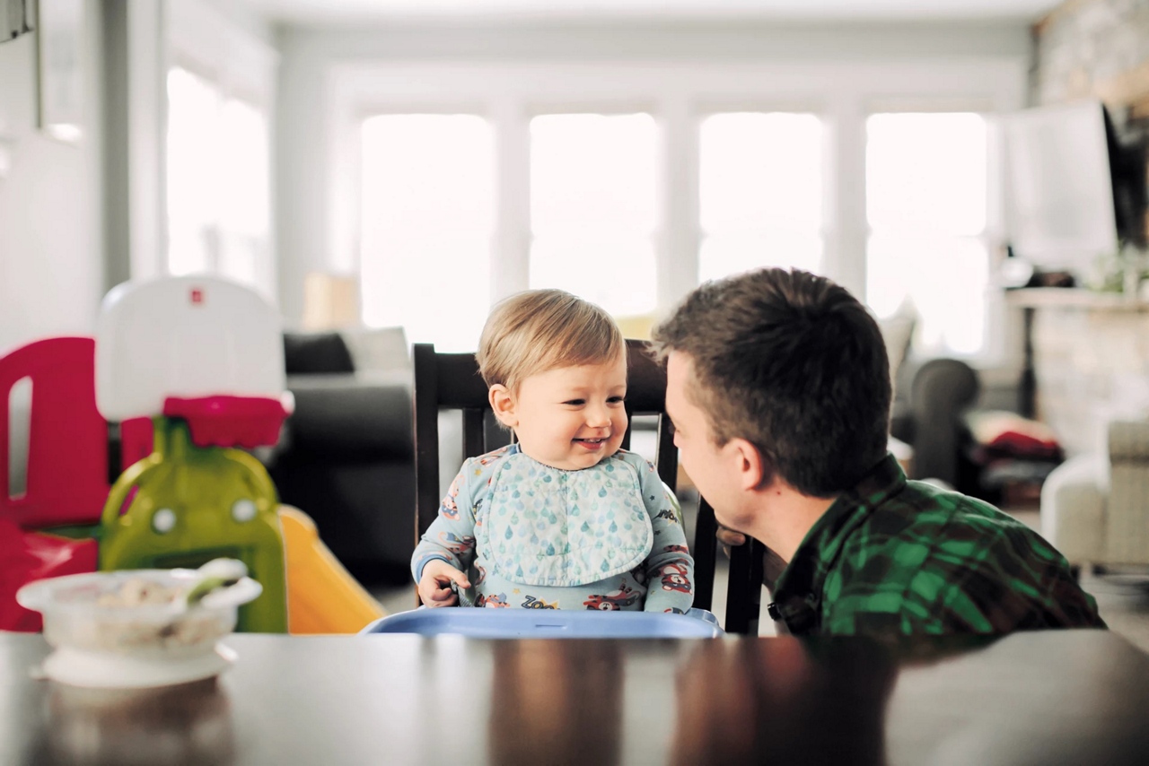 toddler with dad