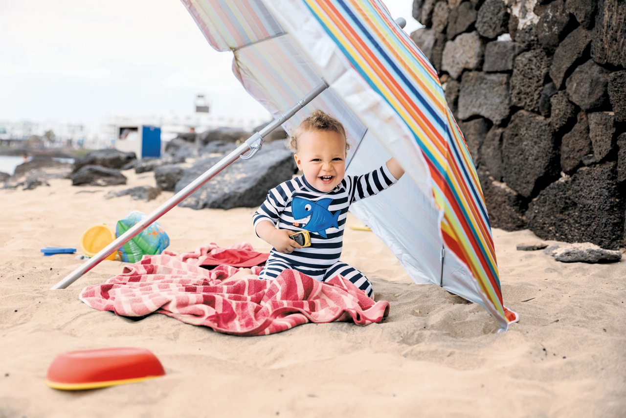 toddler with spon