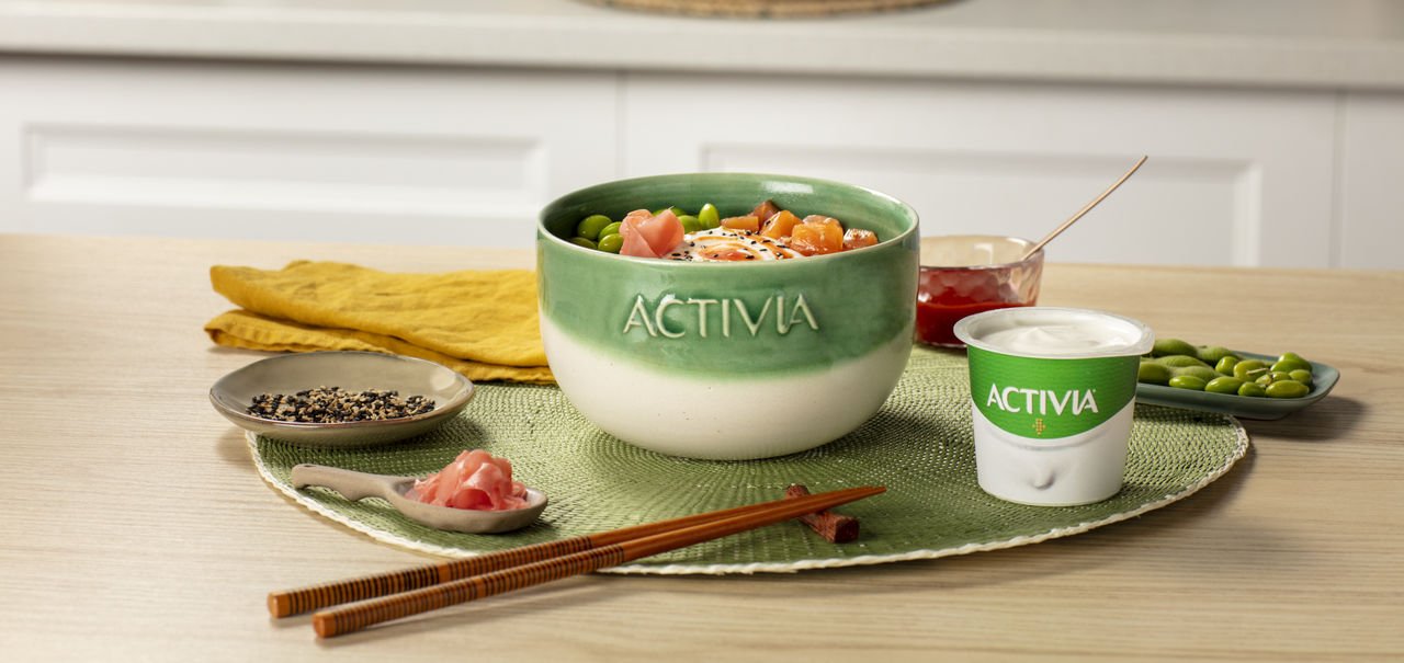 Poké bowl au saumon avec sa sauce Activia