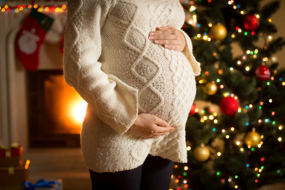 Pregnant woman fire christmas