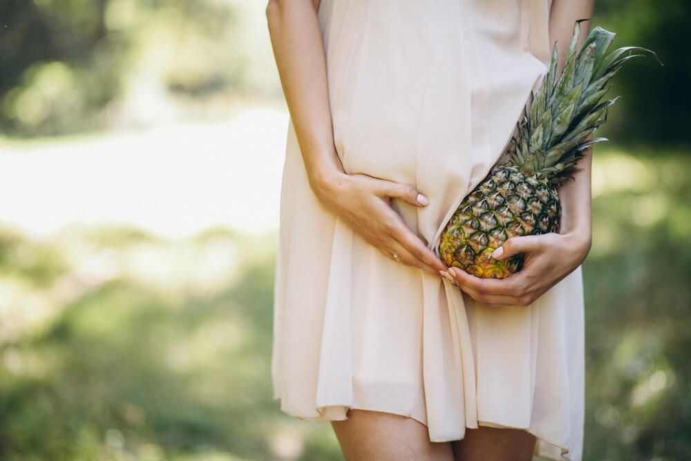 can-pregnant-women-eat-pineapple