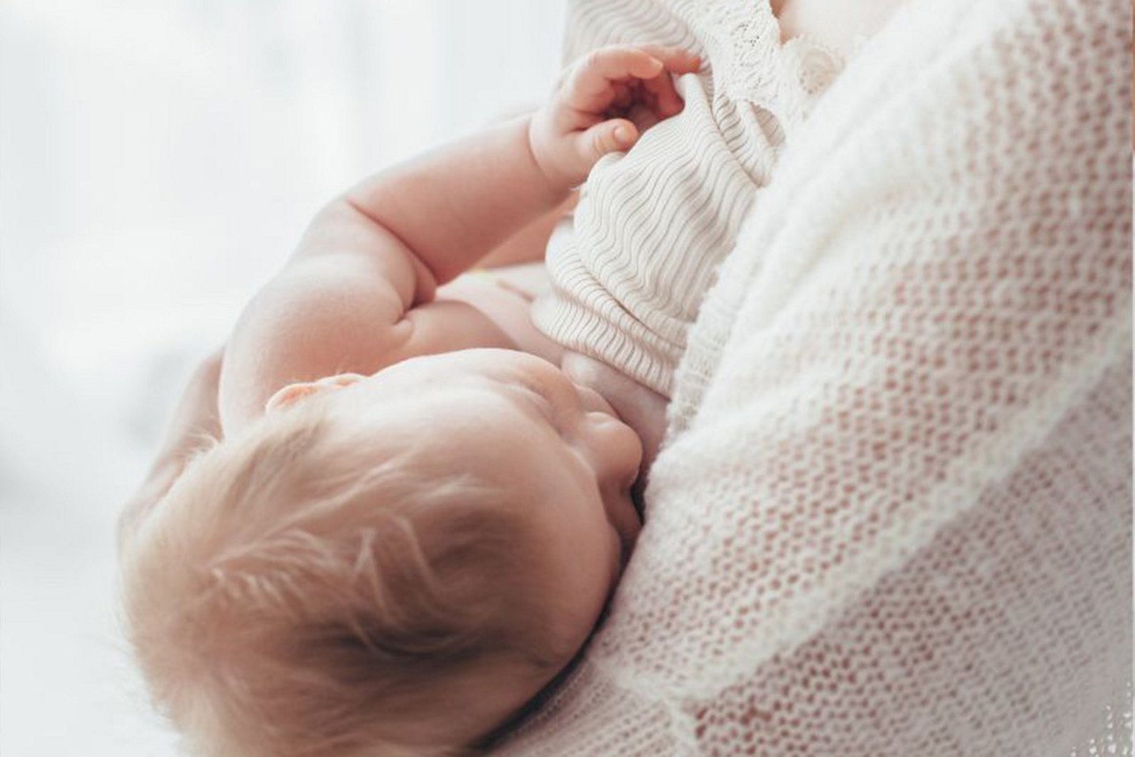 Πώς θα συλλέξετε και θα φυλάξετε το μητρικό γάλα