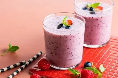 Red berries smoothie