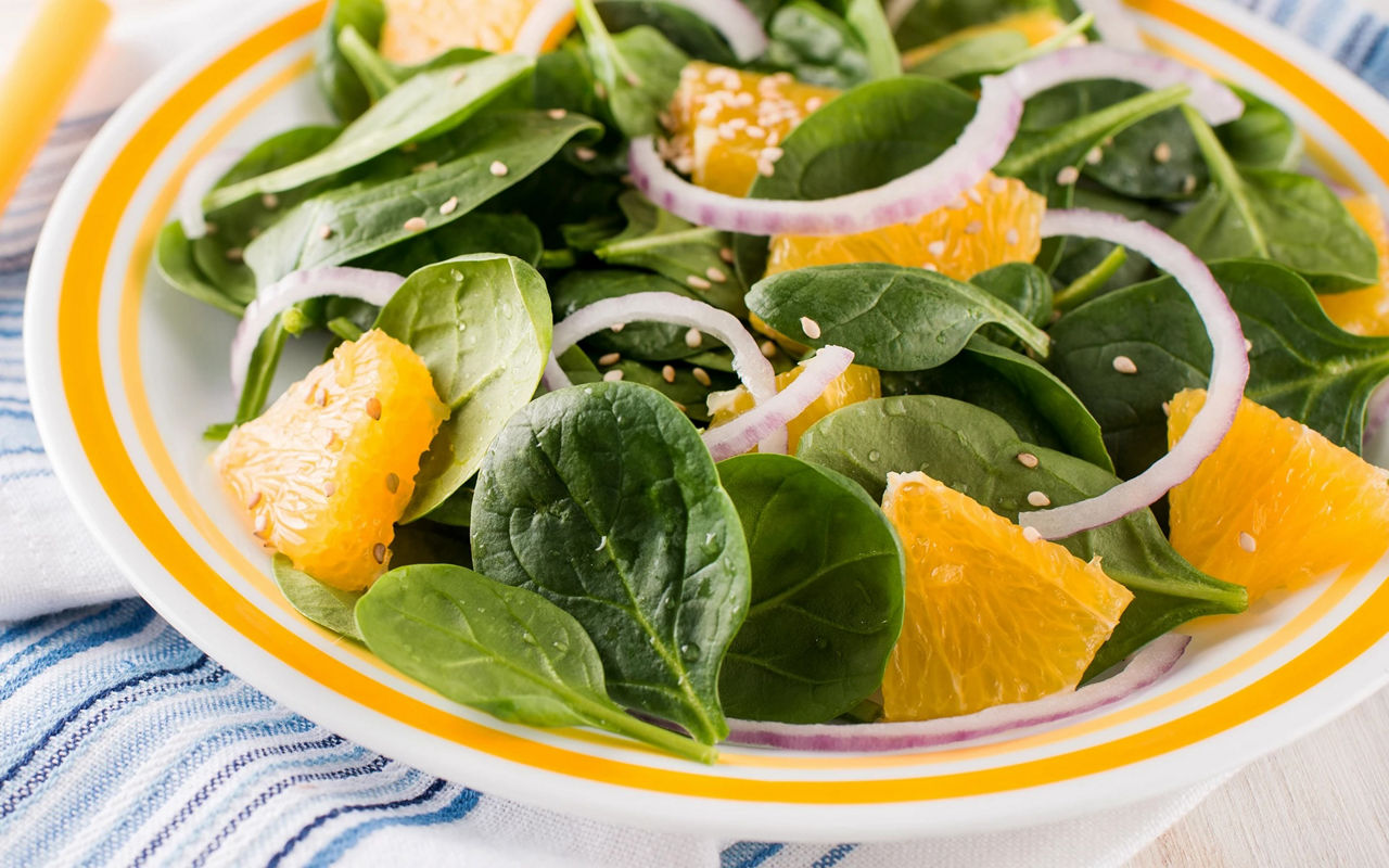 Salad with orange