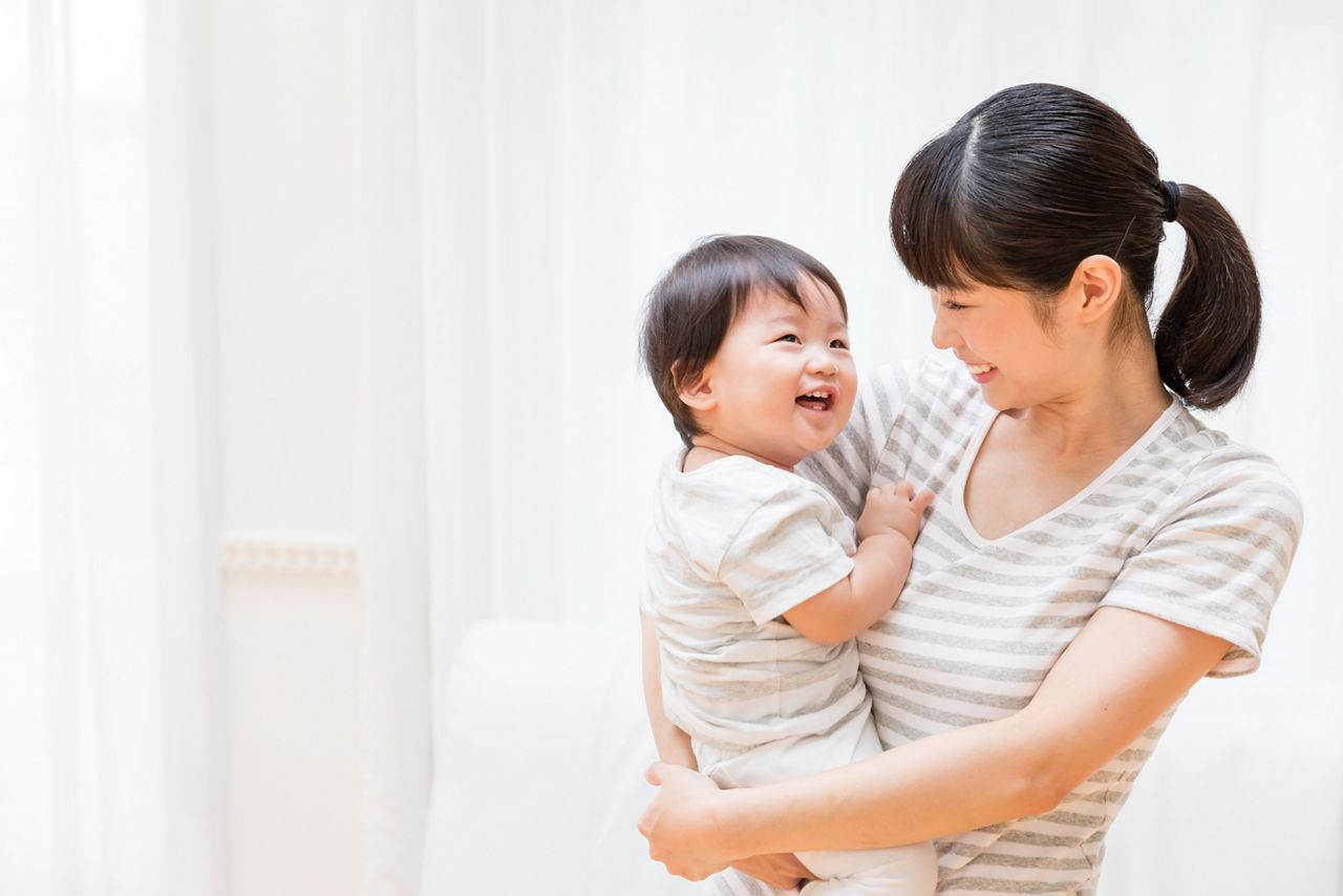 portrait of asian mother and baby lifestyle image; Shutterstock ID 521547586; purchase_order: DNC Thumbnails; job: Webinars 1 (50/189); client: ; other: 