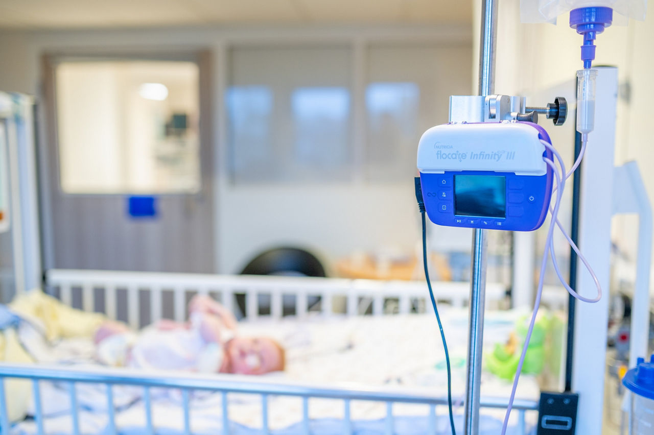 Groningen, Netherlands - januari 30th 2024: Baby is getting milk through a tube feeding machine in a hospital.; Shutterstock ID 2437310285; purchase_order: PR2138319; job: OMG1131771 ; client: Healthcare NPS; other: 336