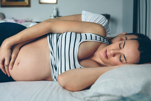 sleeping position in pregnancy