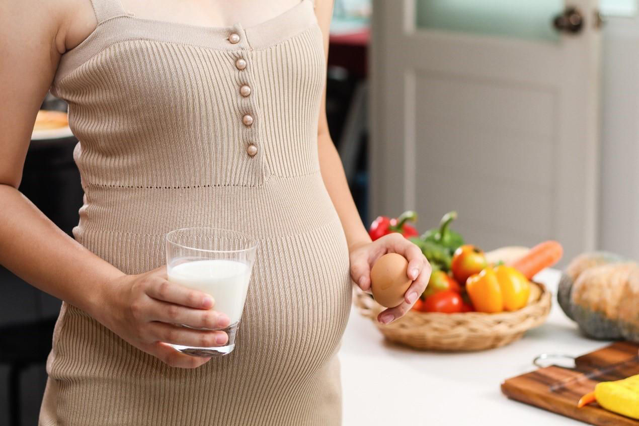 Thực đơn cho bà bầu 3 tháng cuối cần đa dạng và cân đối dinh dưỡng