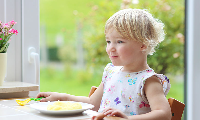 toddler-eating-pasta-child-essential-nutrients-sources-aptamil.jpg
