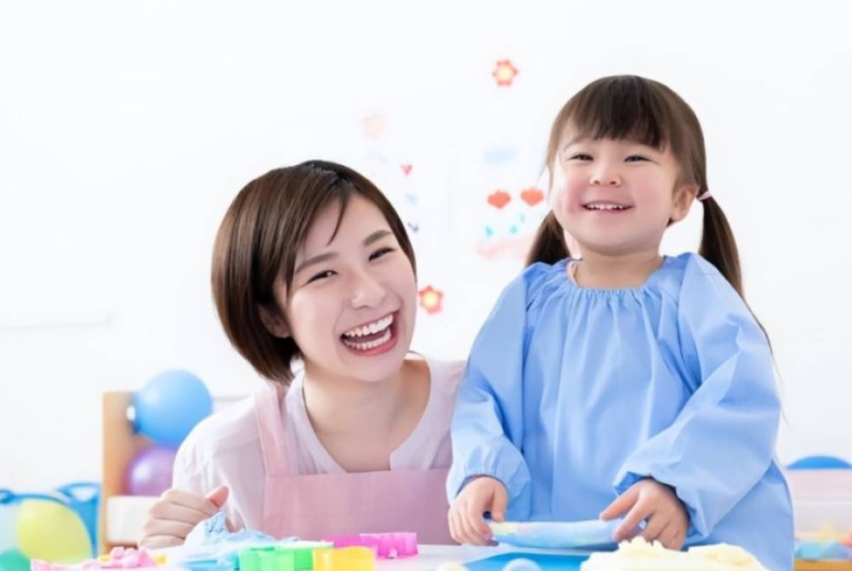 Cách hỗ trợ trẻ 18, 19, 20 tháng phát triển ngôn ngữ