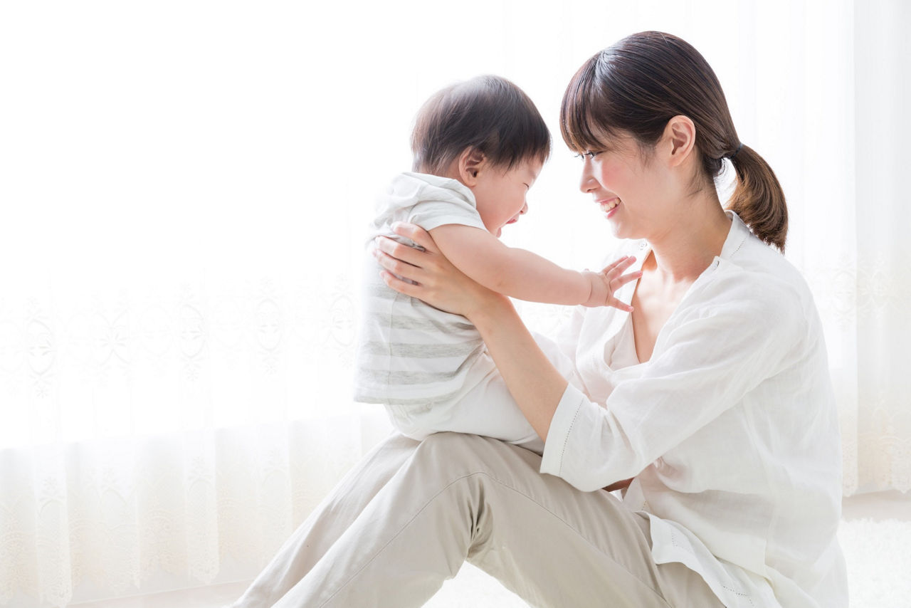 Trung bình trẻ 5 tháng cao bao nhiêu cm?