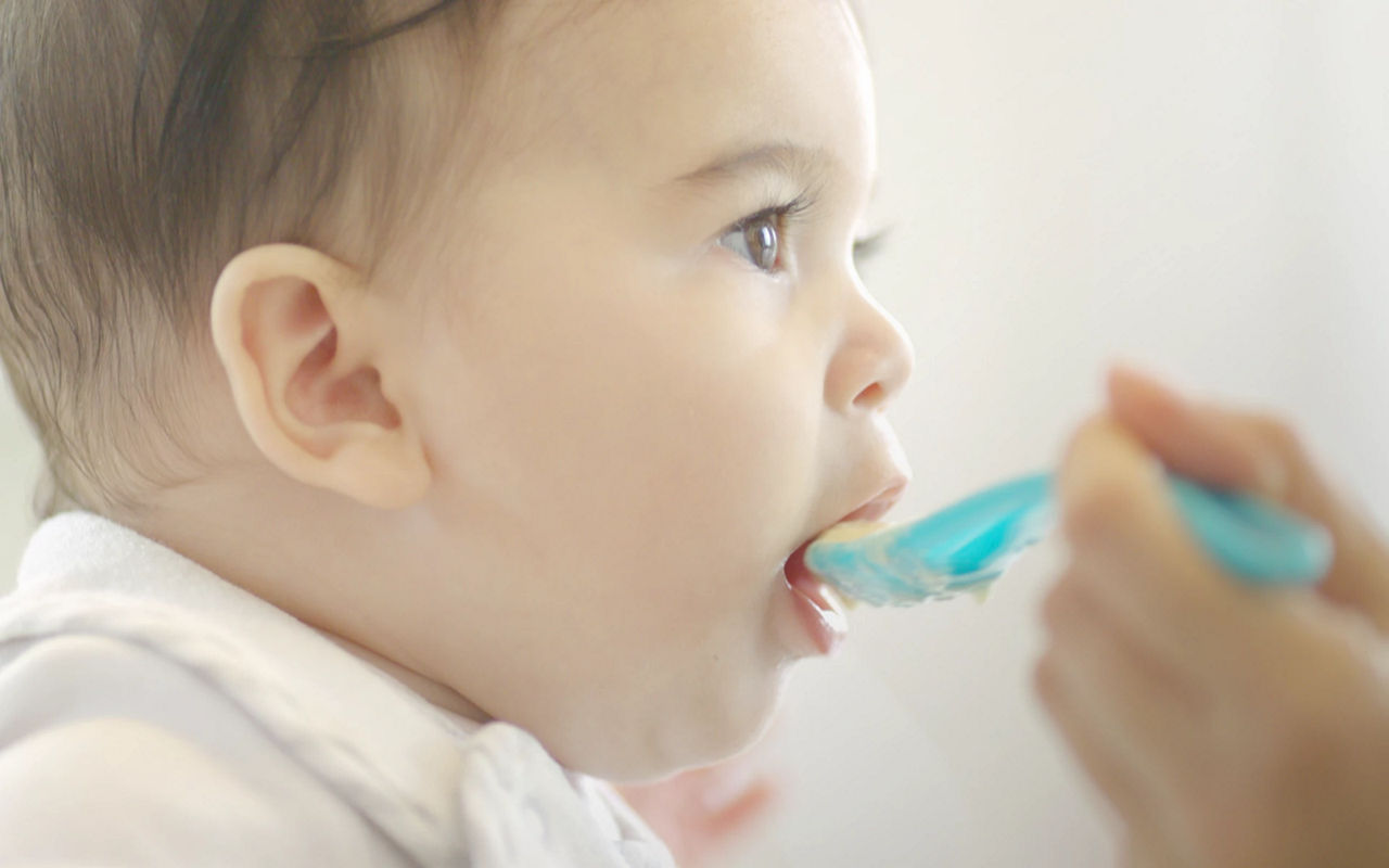 Weaning baby cereal